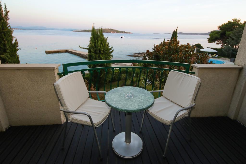 Hotel Villa Radin Vodice Exterior foto